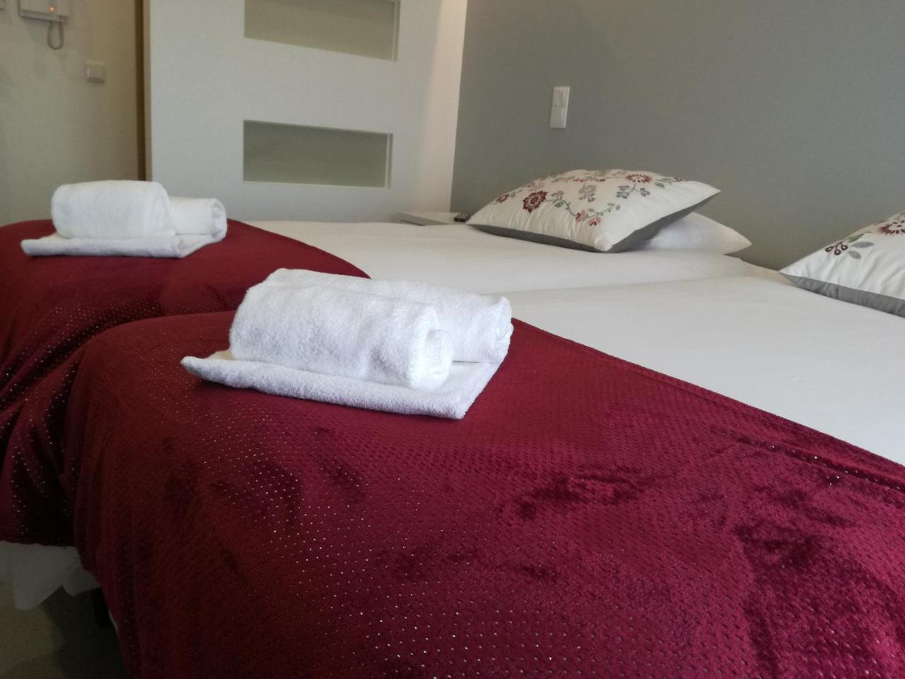 Maria Violeta Tourism Apartment Cadaval Bagian luar foto